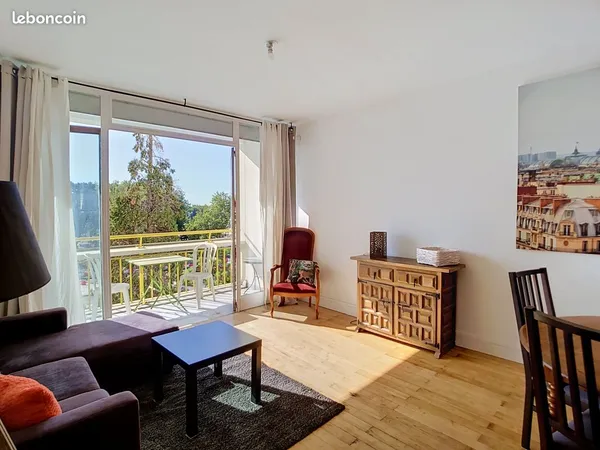 Appartement 3 chambres balcon et parking