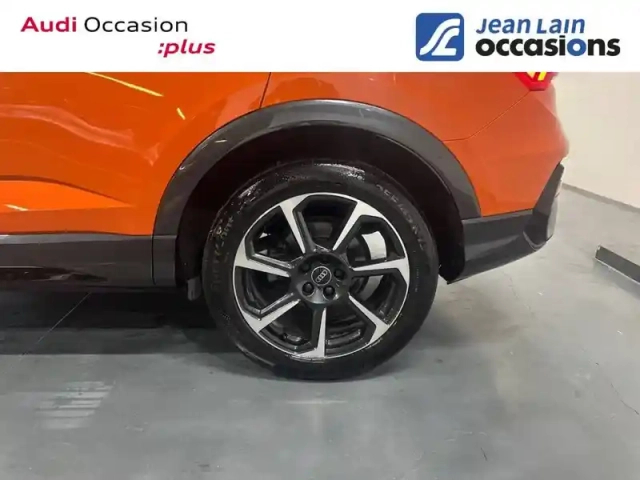 Audi Q3 sportback 35 tfsi 150 ch s tronic 7 — photo 9