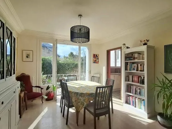 Maison 9 pièces 195 m²