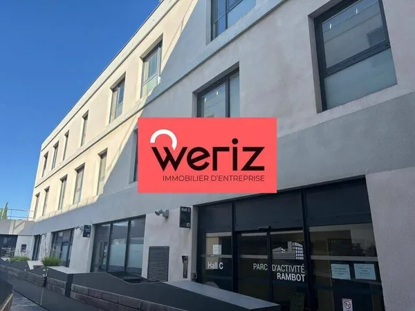 Bureaux 310 m²