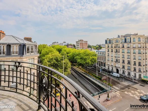 Appartement 6 pièces 240 m²