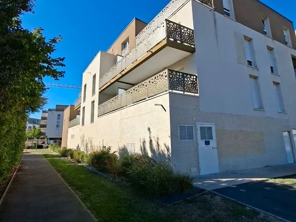 Location appartement T1bis MEUBLÉ proche centre ville Caen