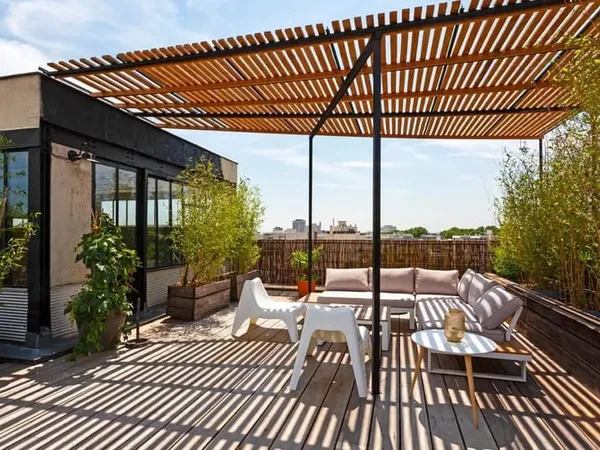 T4 TRAVERSANT DERNIER ETAGE 22M2 DE TOIT TERRASSE ROOF TOP