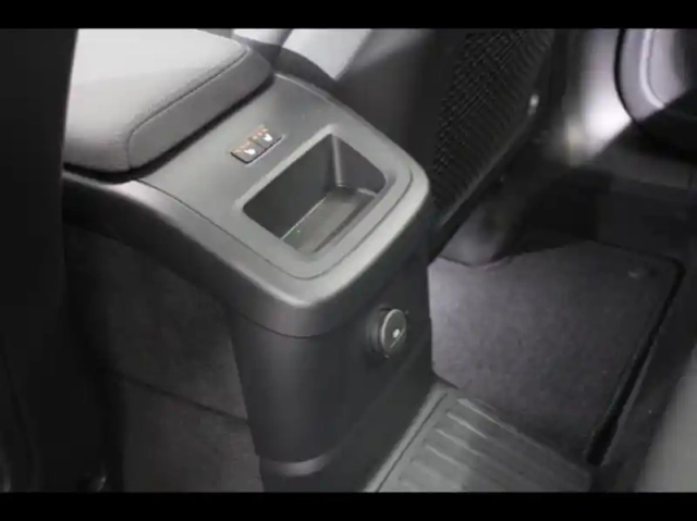 Volvo Xc60 t6 hybride rechargeable 253 + 145ch plus style dark geartronic 8 awd — photo 13