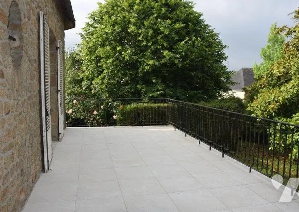 Maison 11 pièces 226 m²