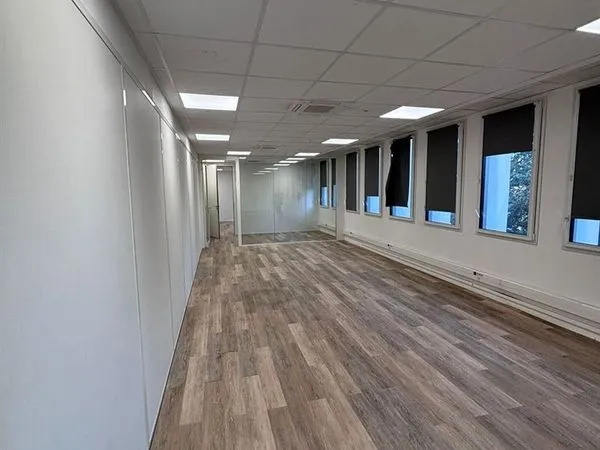 Bureaux 260 m² CHARENTON LE PONT
