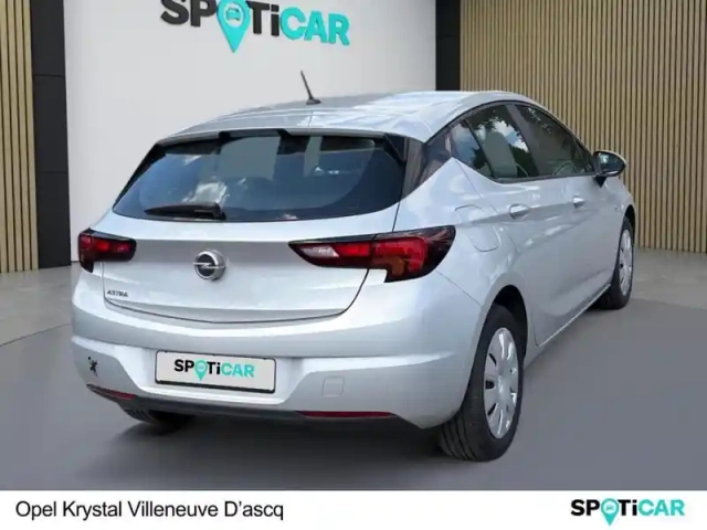 Opel Astra 1.2 turbo  110ch — photo 20