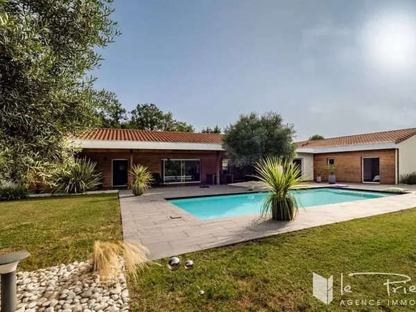 Maison 6 pièces 200 m²