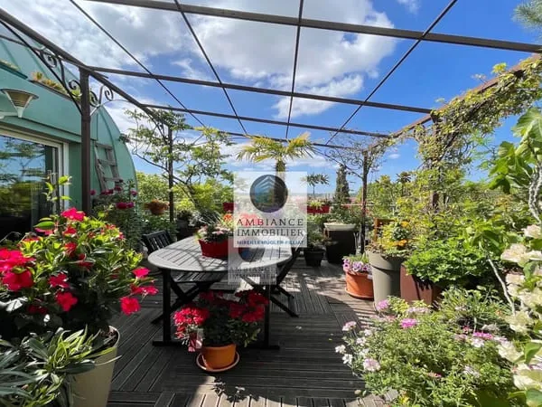 Appartement avec terrasse dans un quartier résidentiel