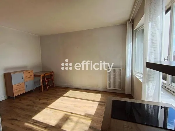Studio 1 pièce 33 m²