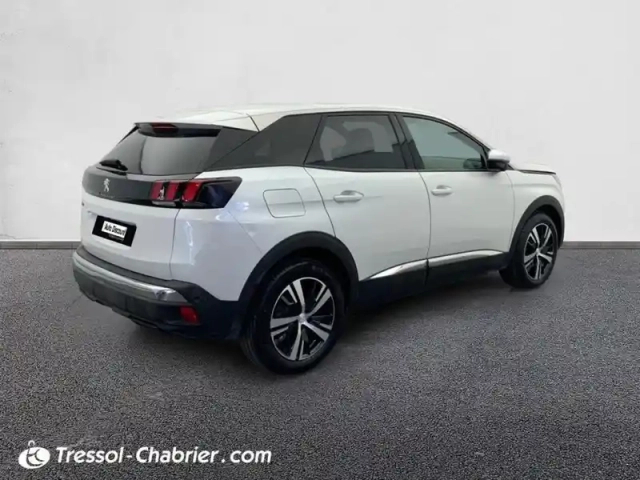 Peugeot 3008 puretech 130ch s&amp;s eat8 allure — photo 2