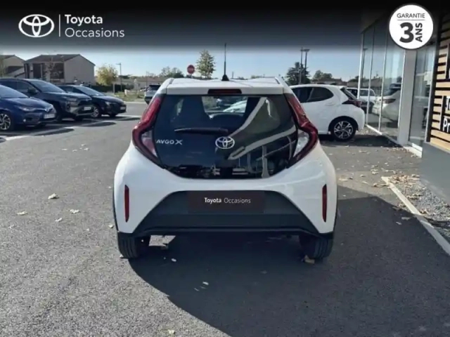 Toyota Aygo X 1.0 vvt-i 72ch active business my23 — photo 4