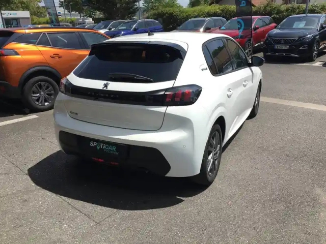 Peugeot 208 puretech 75 s&amp;s bvm5 — photo 4
