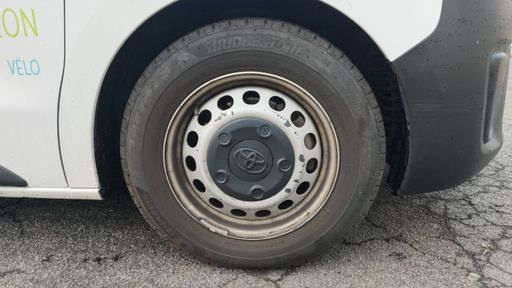 Toyota ProAce Combi Long 1.5 D-4D 120 - Dynamic – 2021 – 114750 km – Diesel – Boîte Manuelle — photo 20