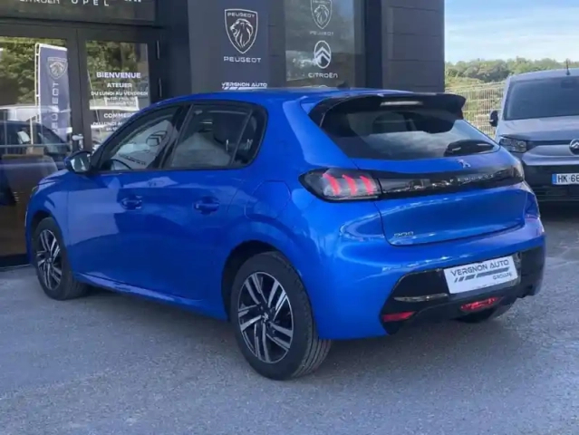 Peugeot 208 ii puretech 100 s&amp;s eat8 allure — photo 23