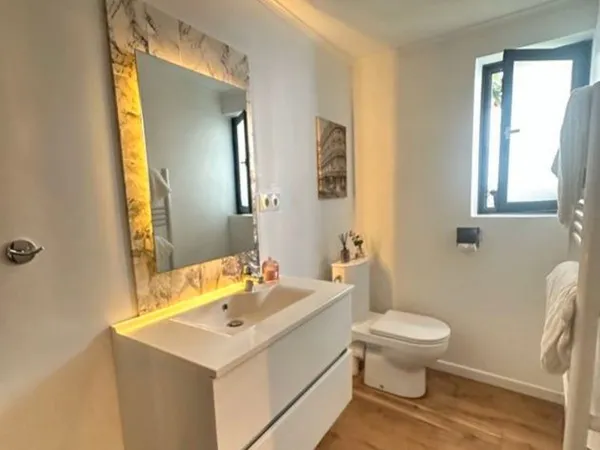 Charmant studio meublé étudiant 17 m² - hypercentre La Rochelle