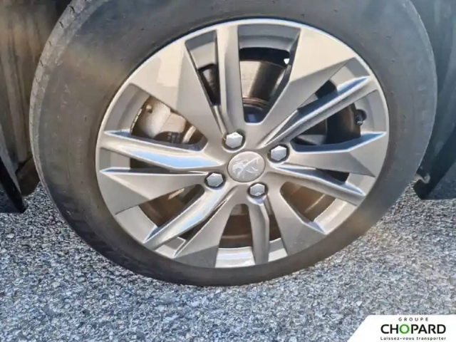 Peugeot 208 electrique 50 kwh 136ch — photo 12