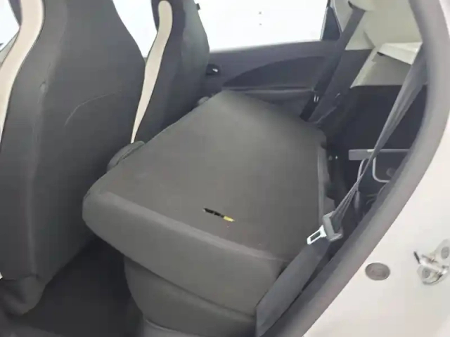Renault Zoé zoe r110 — photo 297