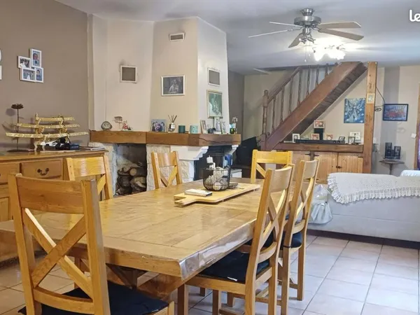 Maison 6 pièces 140 m²