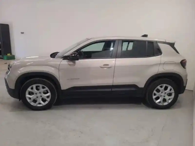 Jeep Avenger electrique 156ch 115kw altitude — photo 4