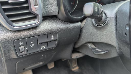 Kia Sportage 1.6 CRDi 115 4X2 - Active – 2018 – 116982 km – Diesel – Boîte Manuelle — photo 8