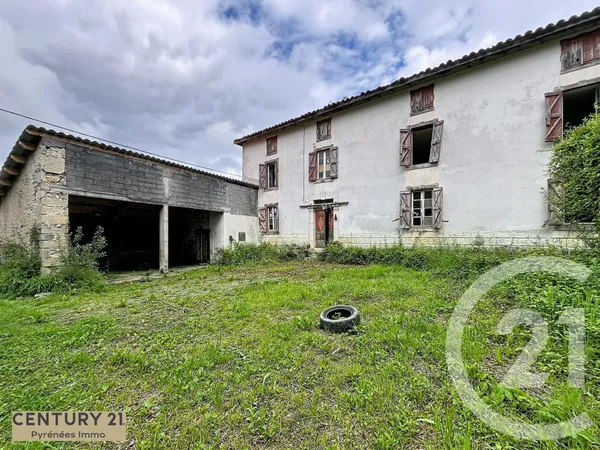 Maison 4 pièces 329 m²