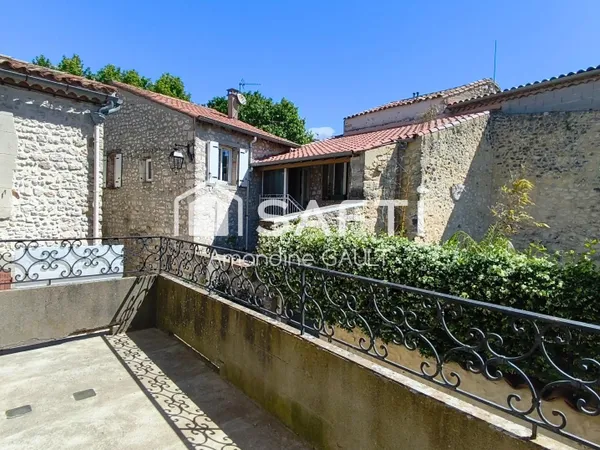 Maison de village au calme et proche commodités !