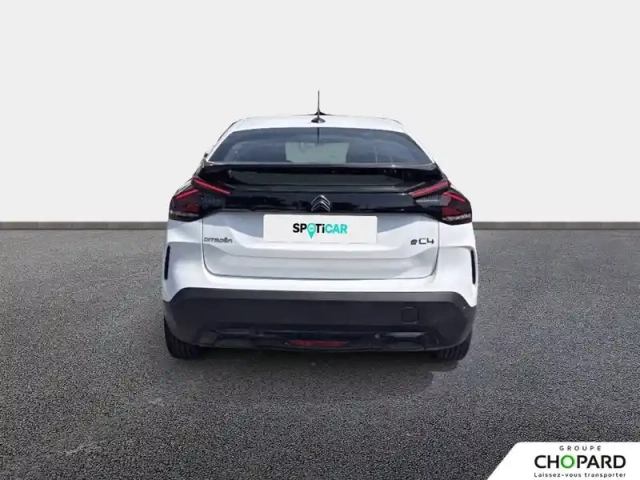 Citroën C4 e- 136 ch automatique — photo 5