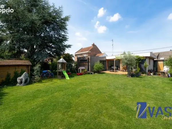 Maison 4 pièces 92 m² à vendre à Neuville-En-Ferrain (59960)