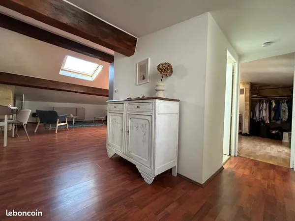 Appartement T2 meublé rénové - Centre-ville de Bordeaux, au calme