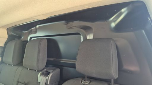 Peugeot Expert VU 2.0 HDi 145 EAT8 - Premium Standard – 2023 – 98000 km – Diesel – Boîte Automatique — photo 29