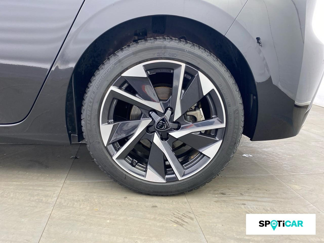 Peugeot 308 1.2 puretech 130ch s&s allure pack — photo 11