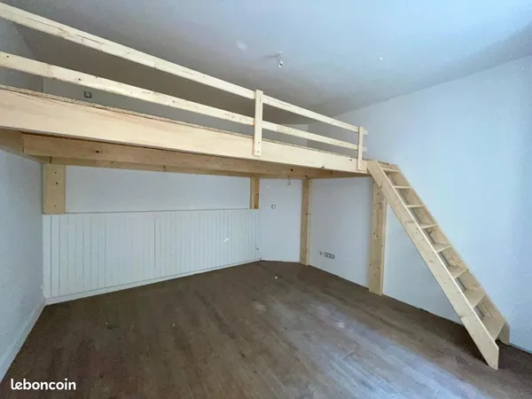 Studio 1 pièce 21 m²