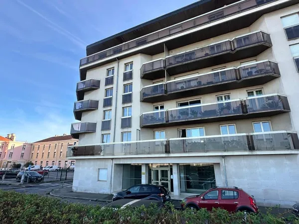 Appartement 3 pièces 108 m²