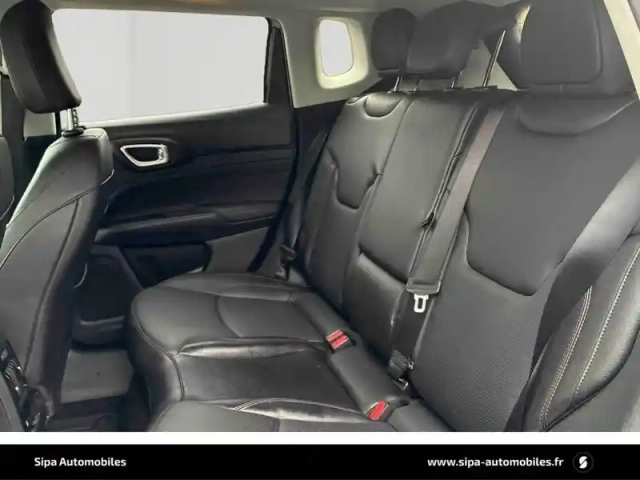 Jeep Compass 1.3 phev t4 240 ch 4xe eawd — photo 13