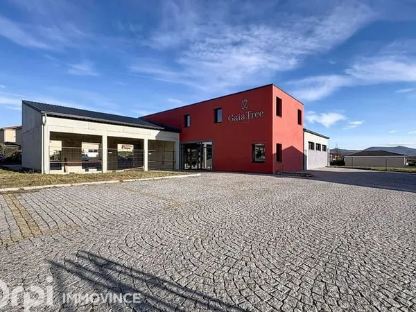 Local commercial 425 m²
