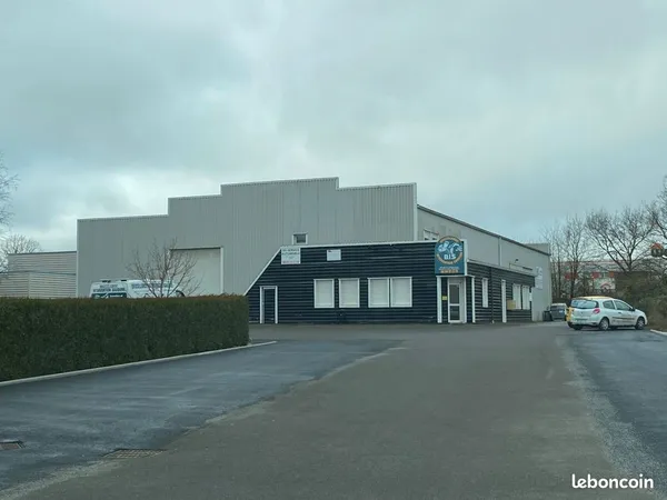 Bureau de 22m2 à Louer 350 HT