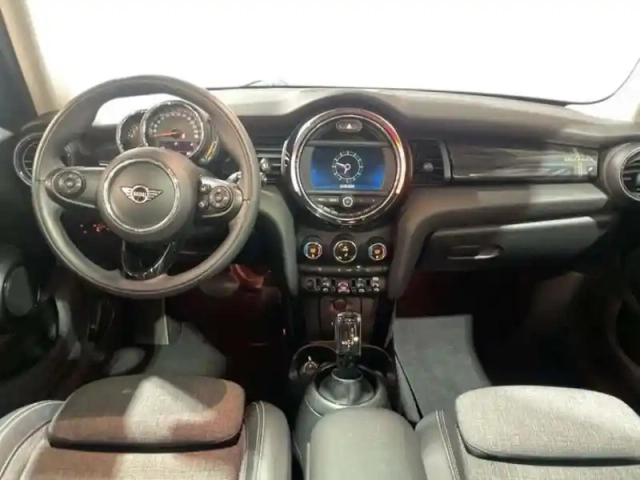 Mini Mini f55 lci hatch 5 portes cooper 136 ch bva7 edition greenwich — photo 8
