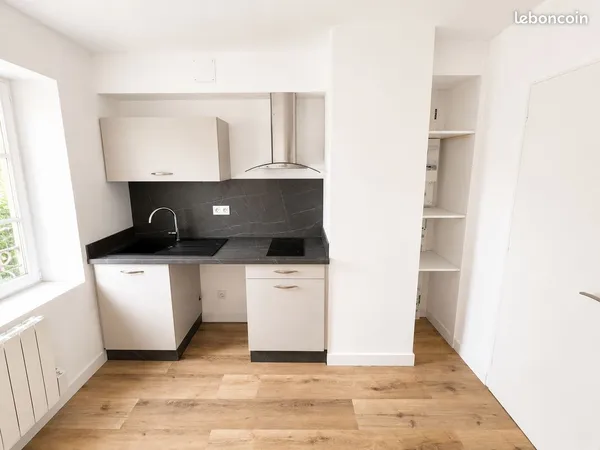 Appartement 3 pièces 47.16m2 rénové