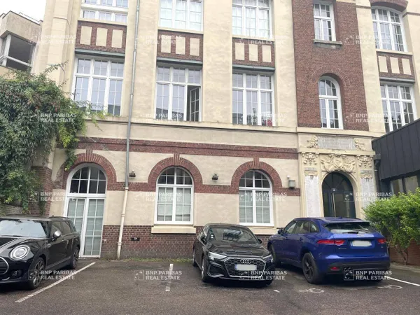 Bureaux 60 m²
