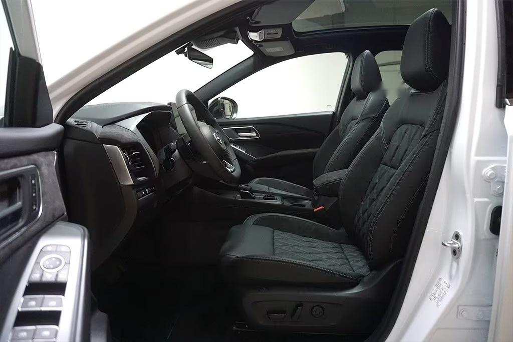Nissan Qashqai — photo 6