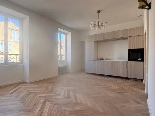 T2 spacieux aux allures art déco