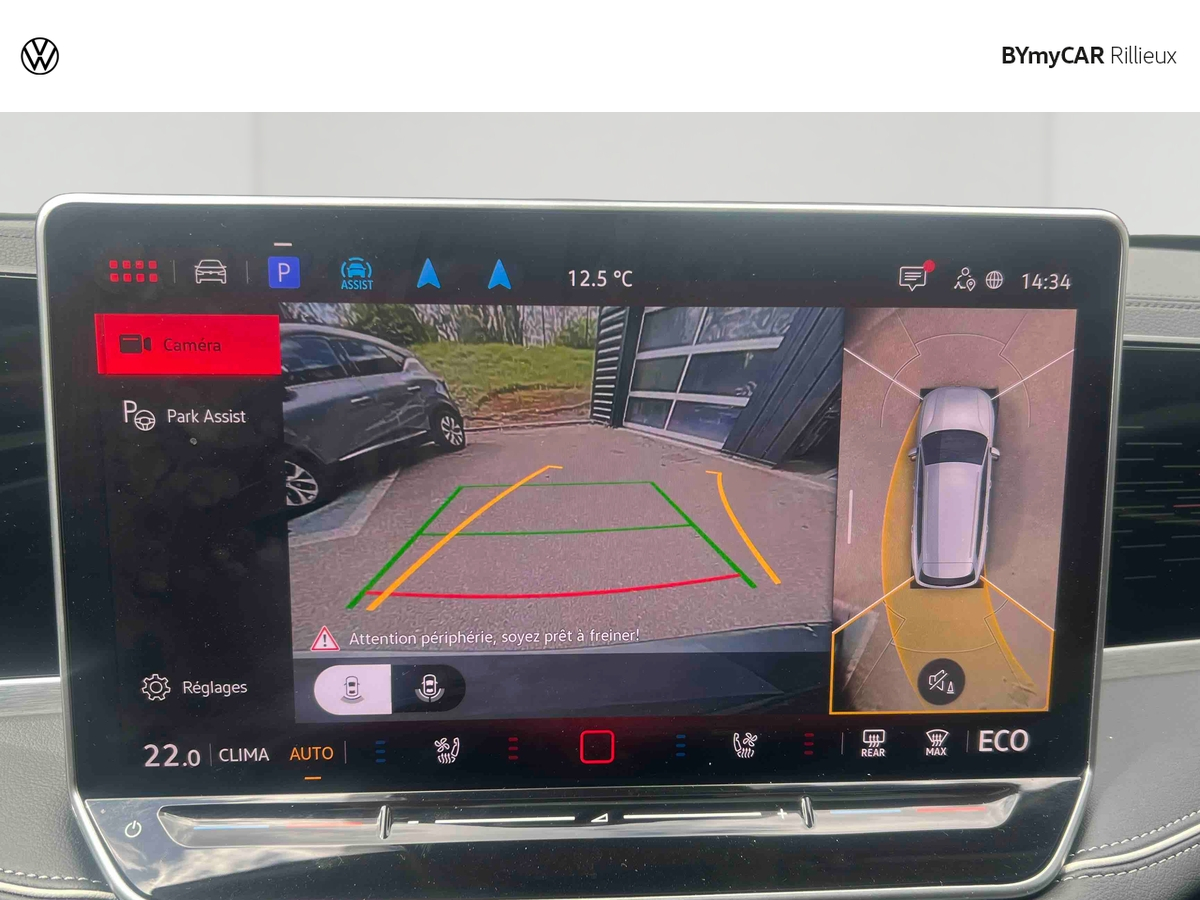 Volkswagen Passat 1.5 eHybrid 204 DSG6 — photo 19