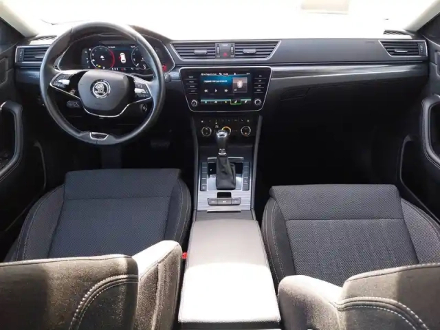 Skoda Superb combi 2.0 tdi 150 scr dsg7 — photo 76
