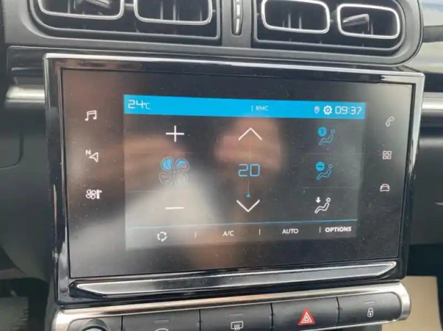 Citroën C3 1.2 puretech 110ch s&amp;s shine 120-123g — photo 26