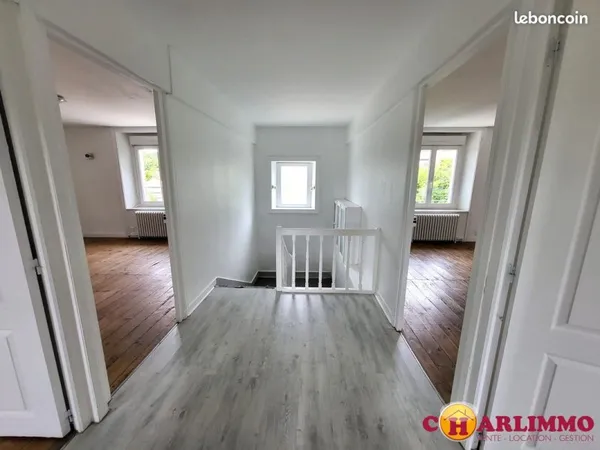 Maison de ville 10 pièces 211 m²