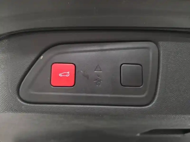 Citroën C5 Aircross hybrid 225ch shine pack e-eat8 — photo 8