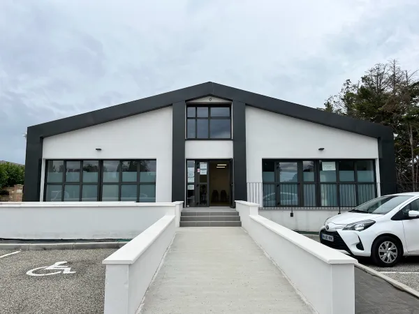 Loue bureaux 240m²