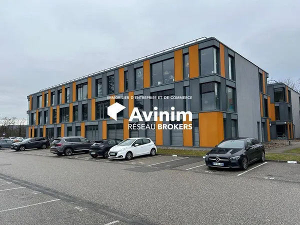 Bureaux 192 m²