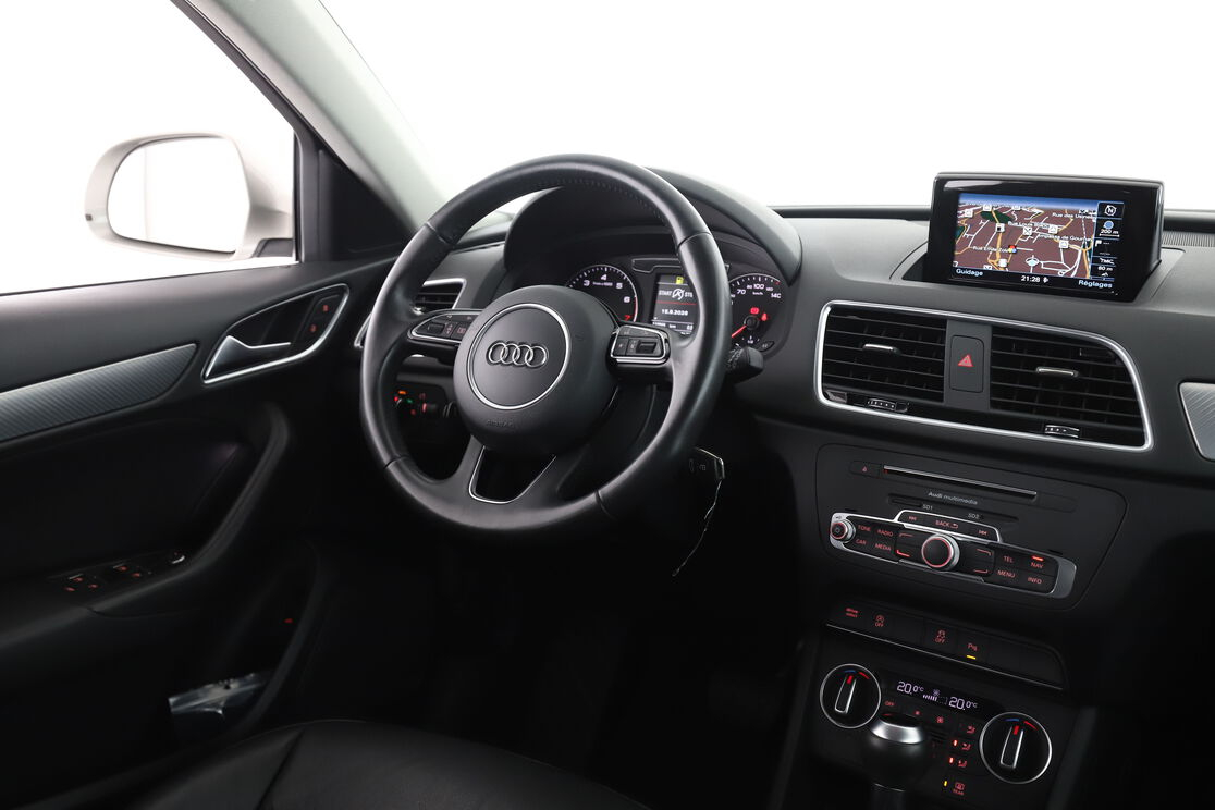 Audi Q3 1.4 TFSI COD Ambition Luxe S Tronic — photo 12